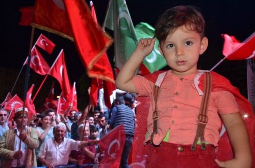 Eskişehirspor Camiası Demokrasi Nöbetinde