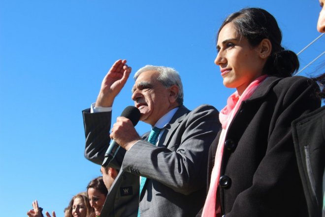 februniye-akyol--ahmet-turk.jpg