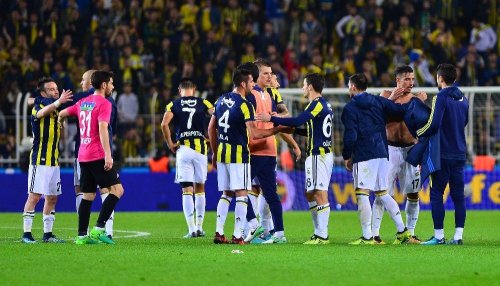 Fener Atıyor, Kartal Yemiyor