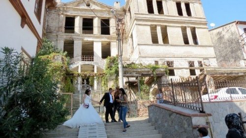 Fotoğraf Çektirebilmek İçin Akın Akın Mudanya’ya Geliyorlar