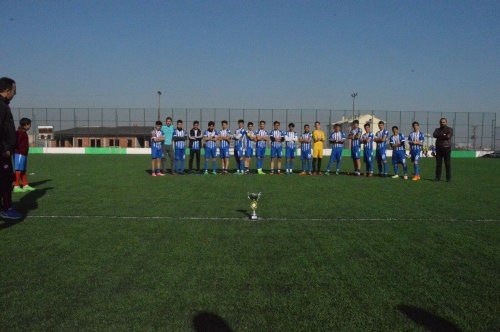 'Futbol'da Şampiyon Alparslan Anadolu Lisesi