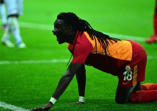 Gomis, Gollere Devam