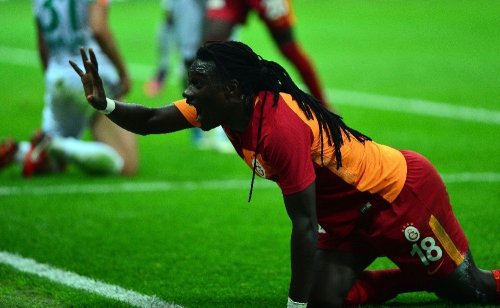 Gomis, Gollere Devam