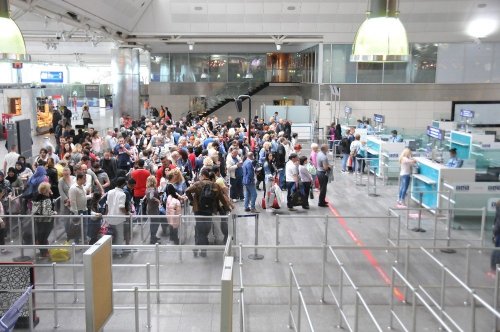 Gümrük Kapılarında Yoğunluğu Azaltacak Uygulama