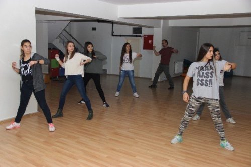 Hip Hop Aşkı Yaş Tanımadı