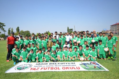 Iğdır’da Futbol Okuluna Yoğun İlgi