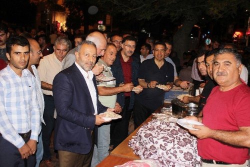 Iğdır’da Yağmur Altında Demokrasi Nöbeti