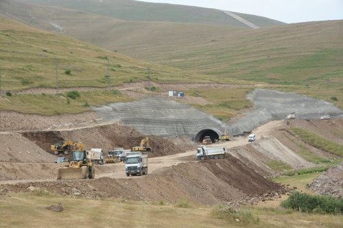 Ilgar Tüneli İnşaatı Başladı