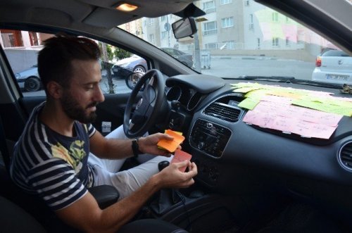 İnanılmaz Pankart...9 Saat Boyunca Böyle Şehir Turu Attı...