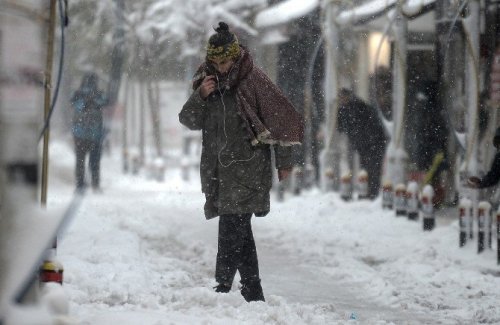 İstanbul’da Kar Esareti Devam Ediyor