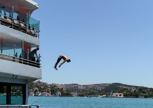 İstanbul’da Sıcak Hava Bunaltıyor