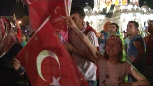 İzmir’de Demokrasi Nöbeti 22’inci Gününde