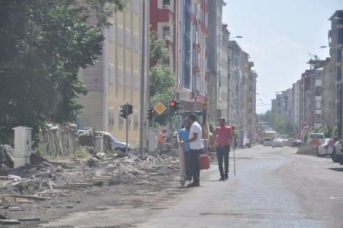 Karayollarından Kars’a Modern Kaldırım