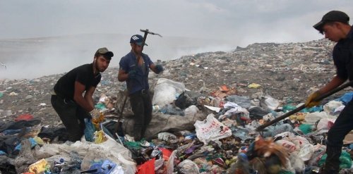 'Kars Çöplüğü'nde Ekmek Mücadelesi