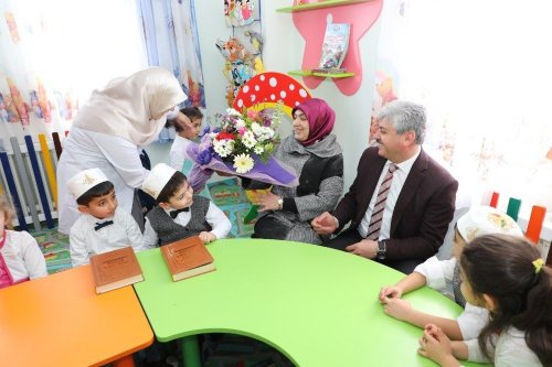 Kars Valisi Doğan'ın 'Kuran Kursu’ Ziyareti