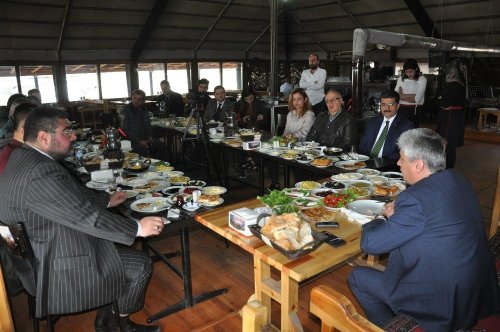 Kars Valisi Rahmi Doğan'ın Basın Toplantısı