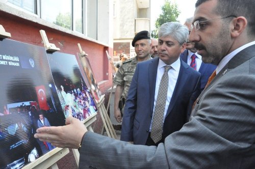 Kars’ta 15 Temmuz Sergisi Açıldı