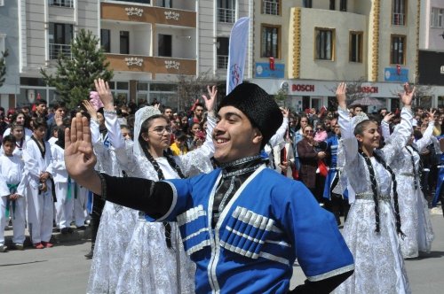 Kars’ta 19 Mayıs Törenle Kutlandı