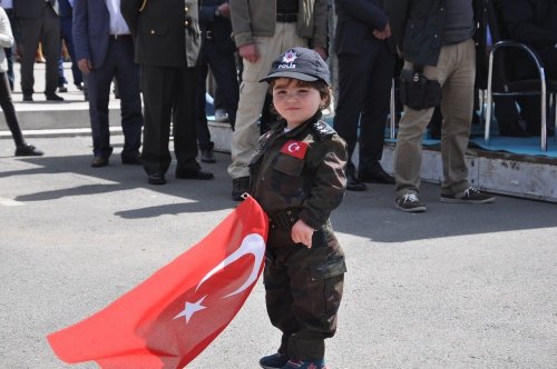 Kars’ta 19 Mayıs Törenle Kutlandı