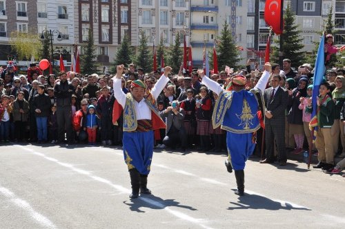 Kars’ta 23 Nisan Coşkuyla Kutlandı