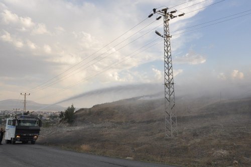 Kars’ta Askeri Bölgedeki Yangın