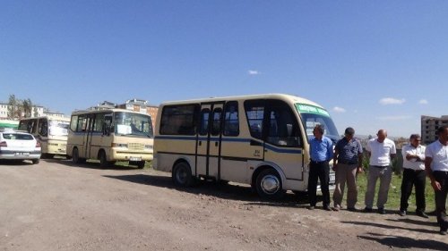 Kars’ta Dolmuşçuların Güzergah İsyanı