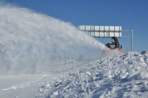 Kars’ta Ekipler eksi 30’da Yolları Açıyor