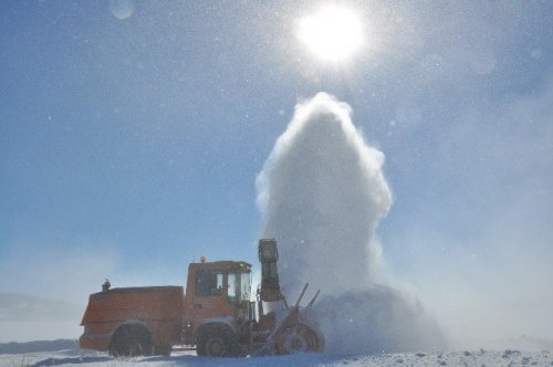 Kars’ta Ekipler eksi 30’da Yolları Açıyor