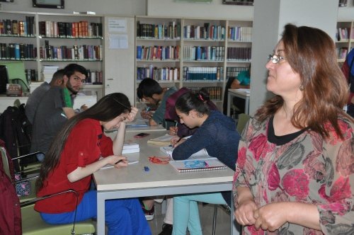 Kars’ta Halk Kütüphanesi’ne Yoğun İlgi