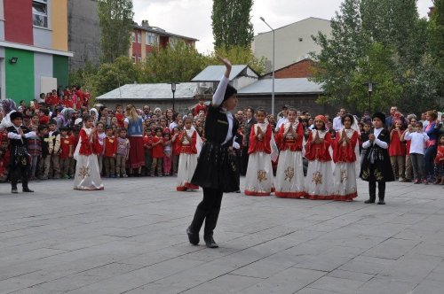 Kars’ta İlköğretim Haftası Etkinliği