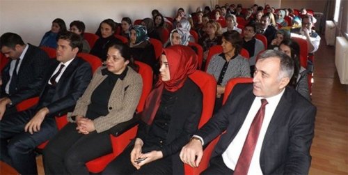 Kars’ta 'Kadın-Erkek Fırsat Eşitliği' Eğitimi