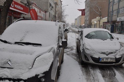 Kars'ta Kar Yağışı