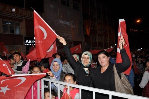 Kars’ta Konserli Demokrasi Nöbeti