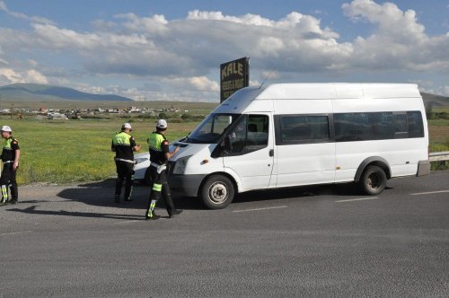 Kars’ta Polis Ve Jandarmadan Ortaklaşa Güvenlik Uygulaması