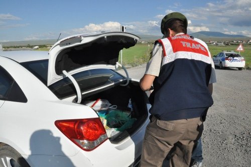 Kars’ta Polis Ve Jandarmadan Ortaklaşa Güvenlik Uygulaması