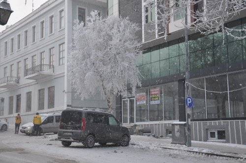 Kars’ta Soğuktan Her Yer Dondu