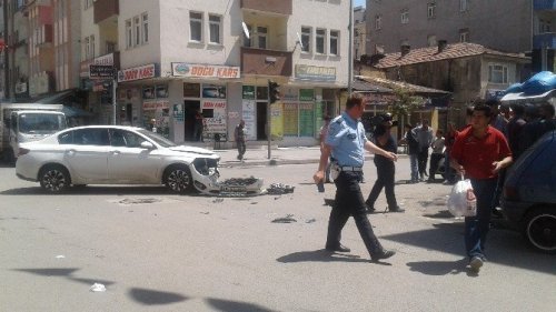 Kars’ta Trafik Kazası: 1 Yaralı