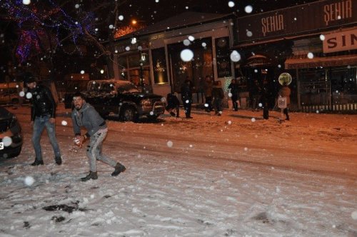 Kars’ta Yoğun Kar Yağışı