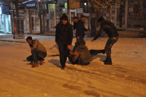 Kars’ta Yoğun Kar Yağışı