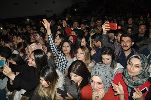 KAÜ’de Grup İmera ve Ece Seçkin Konseri