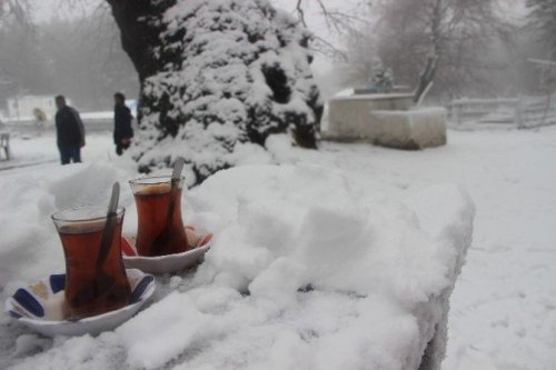 Kazdağları’na Yılın İlk Karı Düştü