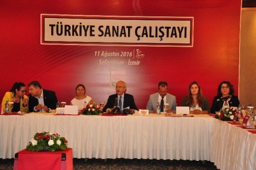 Kılıçdaroğlu Sanatçılarla Bir Araya Geldi