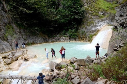 Kuzalan Şelalesi ve Mavi Göl Turizmin Yeni Gözdesi