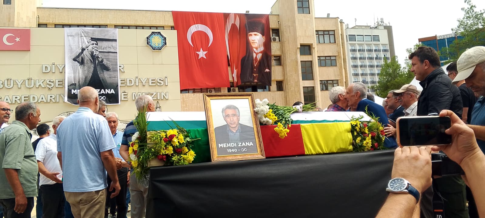 mehdi-zana-2.jpg