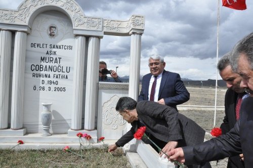 Murat Çobanoğlu Mezarı Başında Anıldı