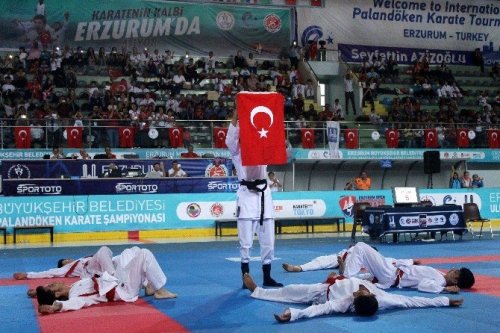 Palandöken Karate Turnuvası Açılış Töreni Yapıldı