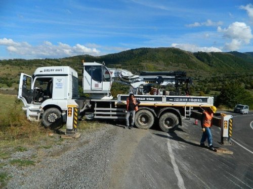 Posof’ta Trafik Kazası: 2 Yaralı