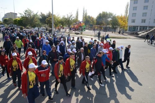 Sağlıklı Yaşam İçin Yürüdüler