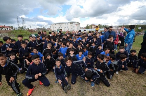 Sarıkamış Belediyesi 'Yaz Spor Okulları' Açıldı