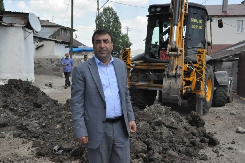 Sarıkamış’ın İçme Suyu Şebekesi Yeniliyor